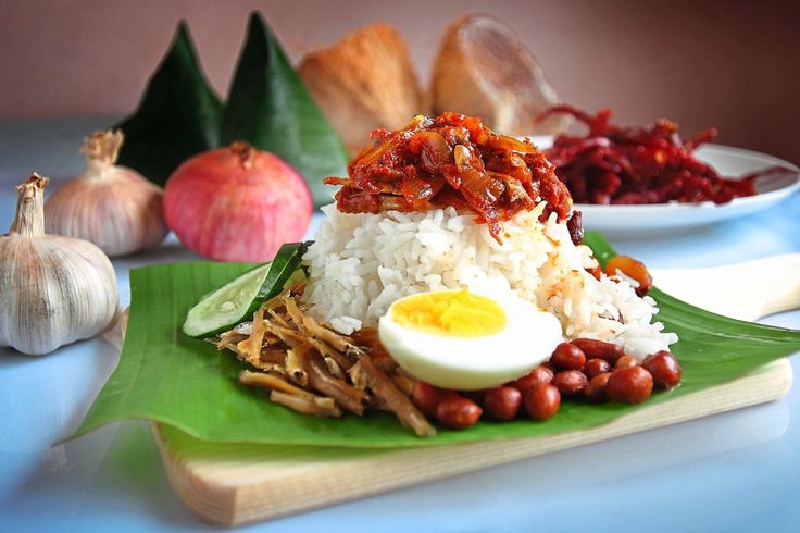 Nasi Lemak: Hidangan Legendaris Nusantara yang Mendunia